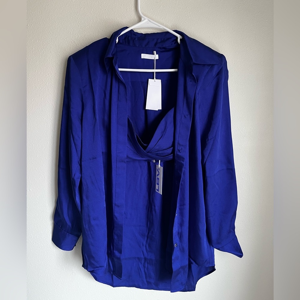NWT LBV vibrant blue long sleeve and crop top set L
